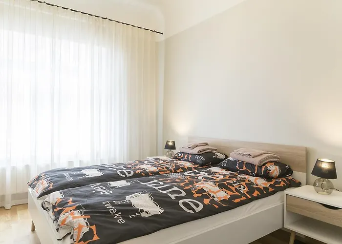 Saaresalu Center * Parnu